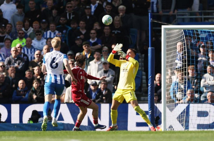 利物浦客场1-2负布莱顿 防守漏洞暴露密集赛程隐