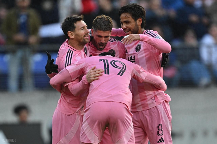 梅西：从边锋到自由人的进化之路