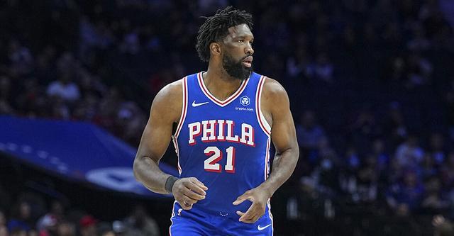 恩比德复出助76人迎收官阶段完全体冲击季后赛