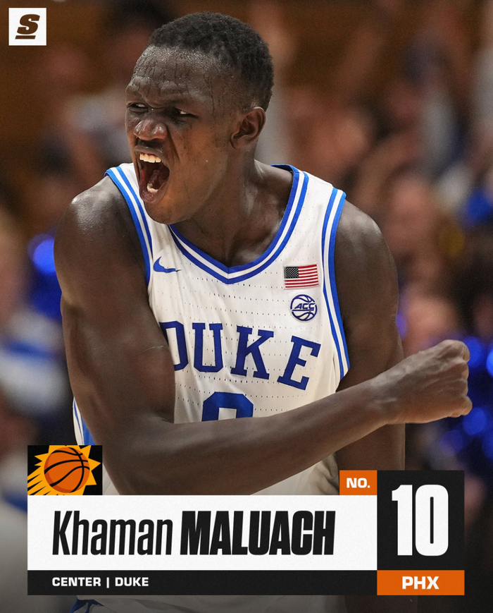 新秀马鲁阿奇爆发单场11篮板创生涯新高