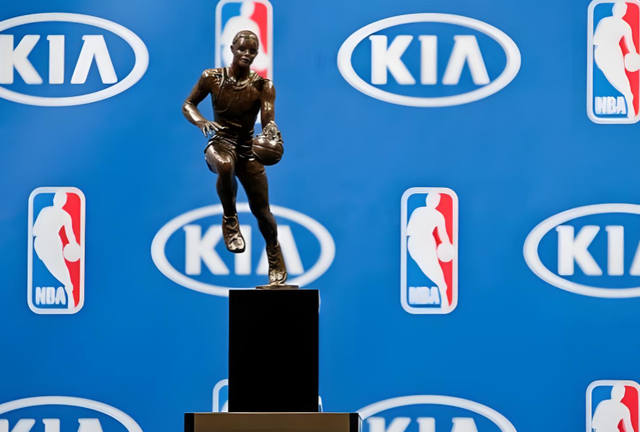 亚历山大以断层优势锁定MVP，约基奇文班亚马紧